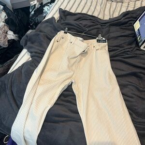 Abercrombie and Fitch 90’s Relaxed Jean High Rise, curve love